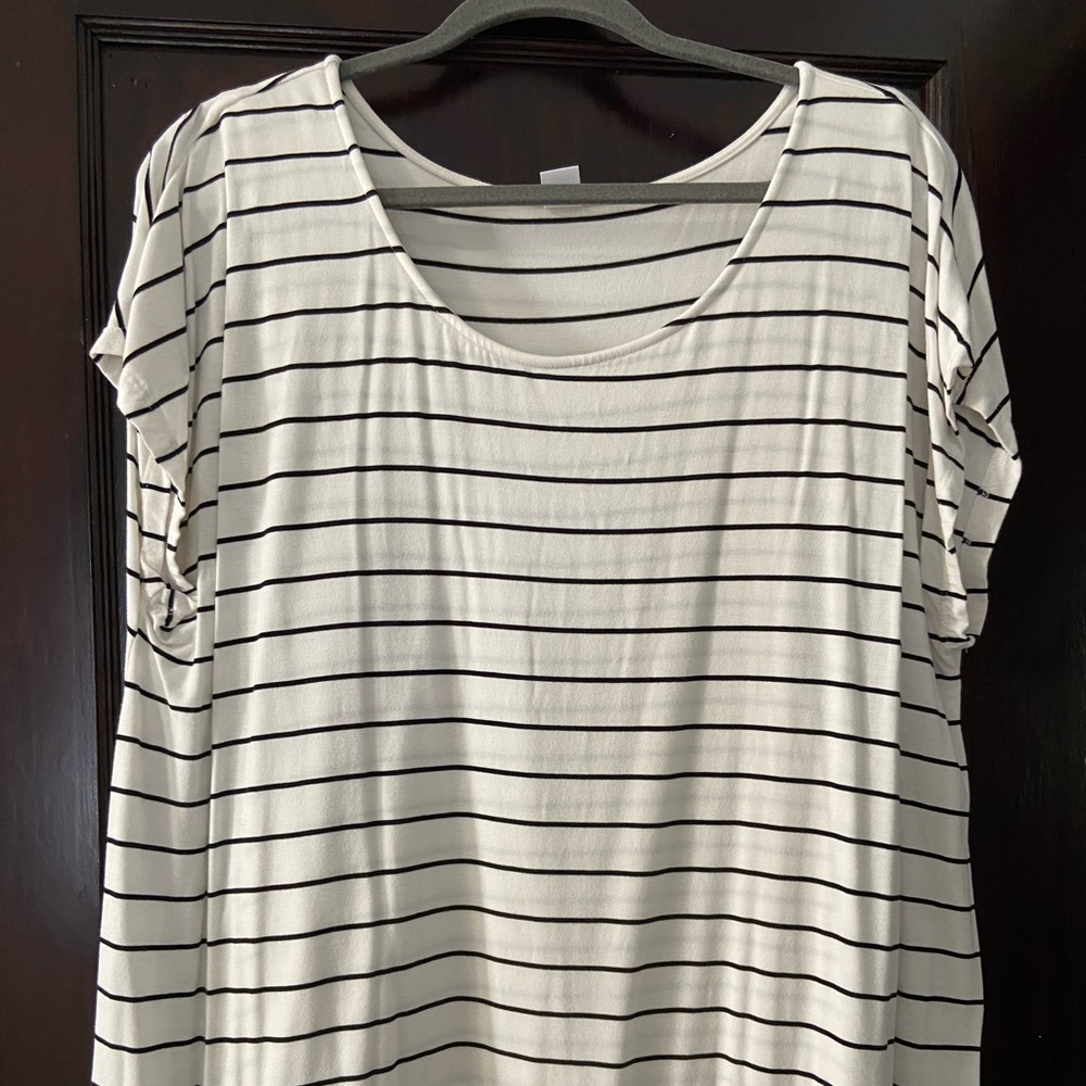 Nursing tee